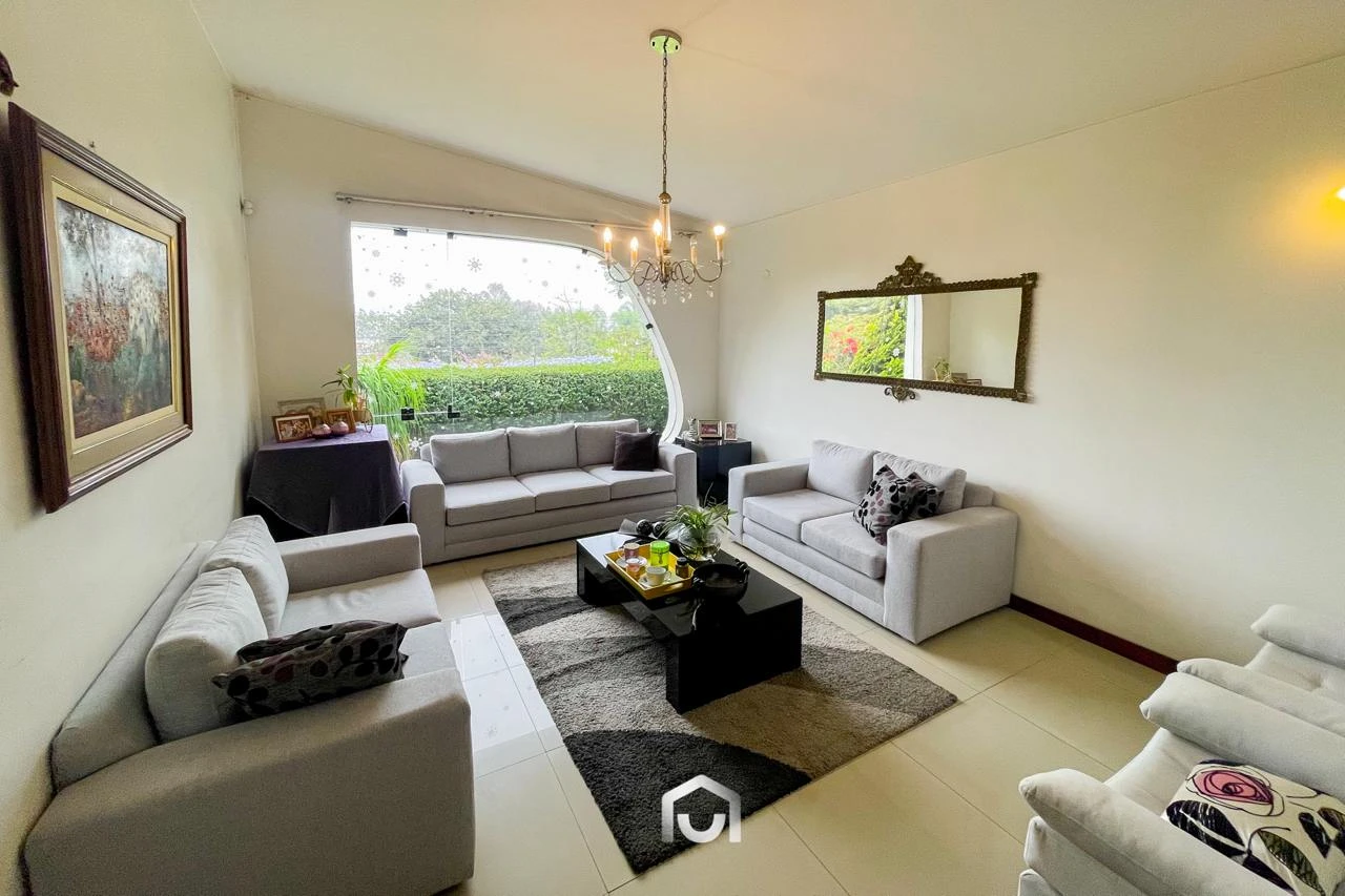 Casa en zona residencial en Rinconada Alta