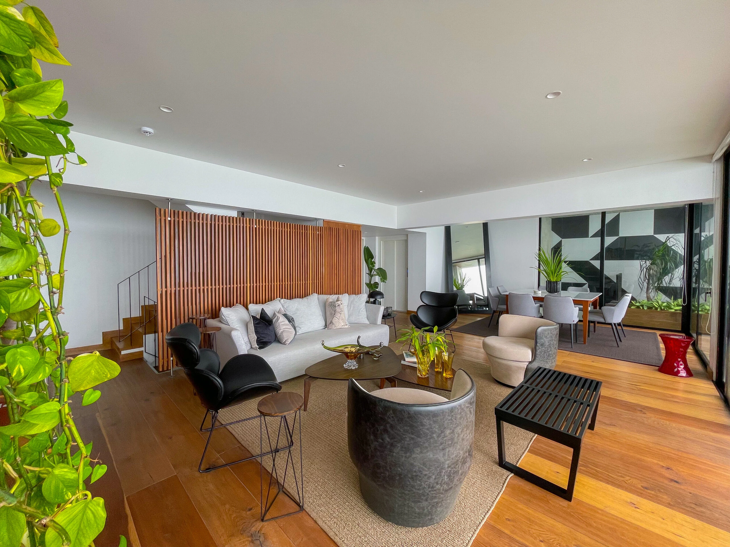Venta de Triplex con Vista al Mar en Miraflores 3